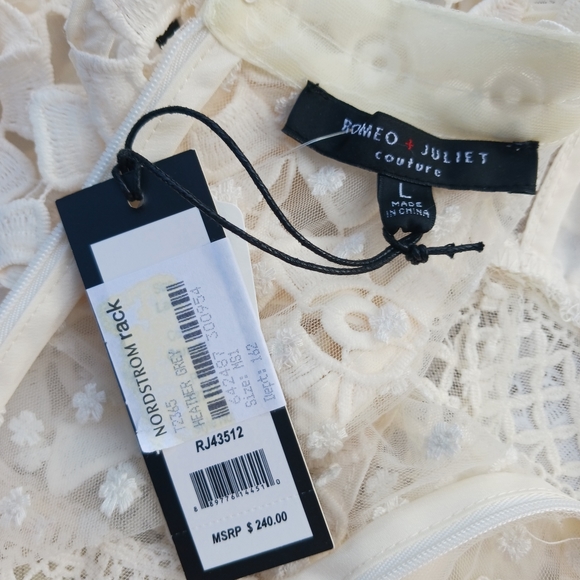 NWT Couture Romeo and Juliet Crochet Lace Dress  Ivory Cream Large - Picture 10 of 12